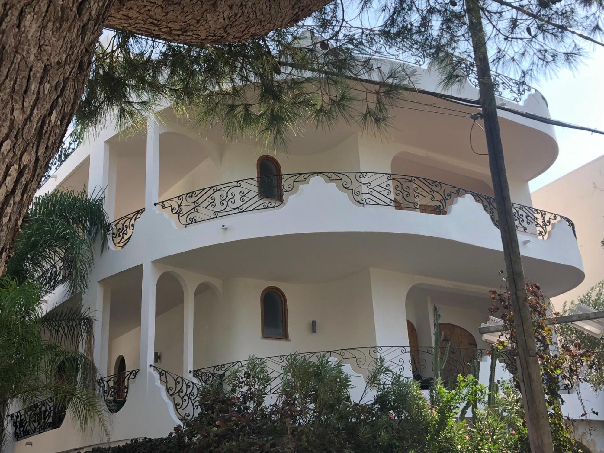 Villa Gaudi Сант'Изидоро Екстериор снимка